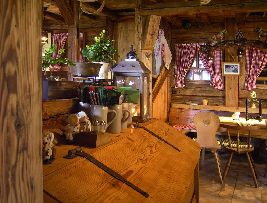Landgasthof Untere Muehle 알피르스바흐 외부 사진